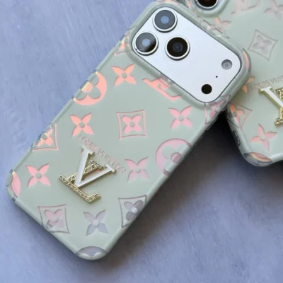 قاب Louis Vuitton هولوگرامی آیفون (کدC2221)