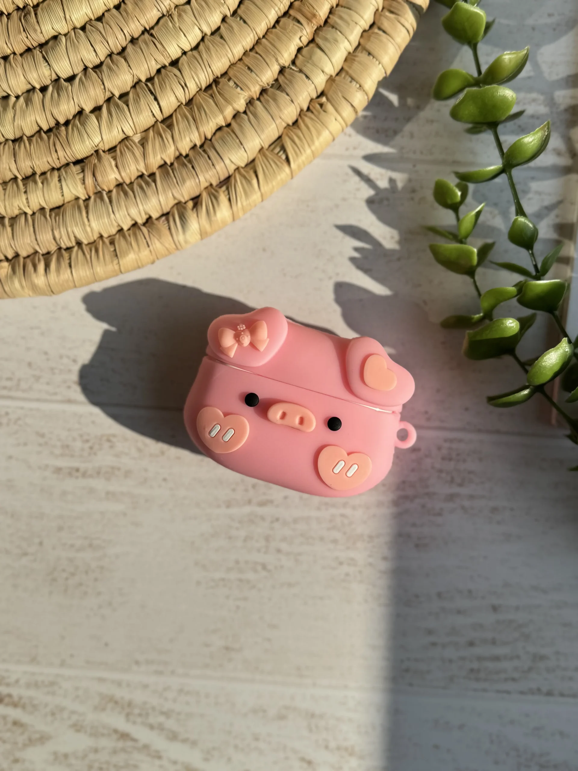 41678c-2 کاور ایرپاد سیلیکونی lovely pig (کدa0161) - Image 1