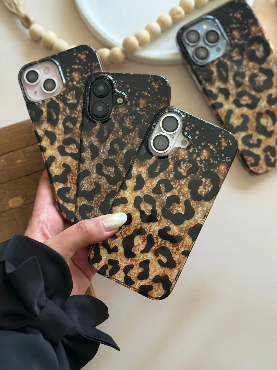 49b098-1 قاب Shiny leopard (کدC2105) - Image 1