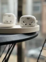 کاور ایرپاد سیلیکونی Airpods in Hands (کدa0122) - Image 3